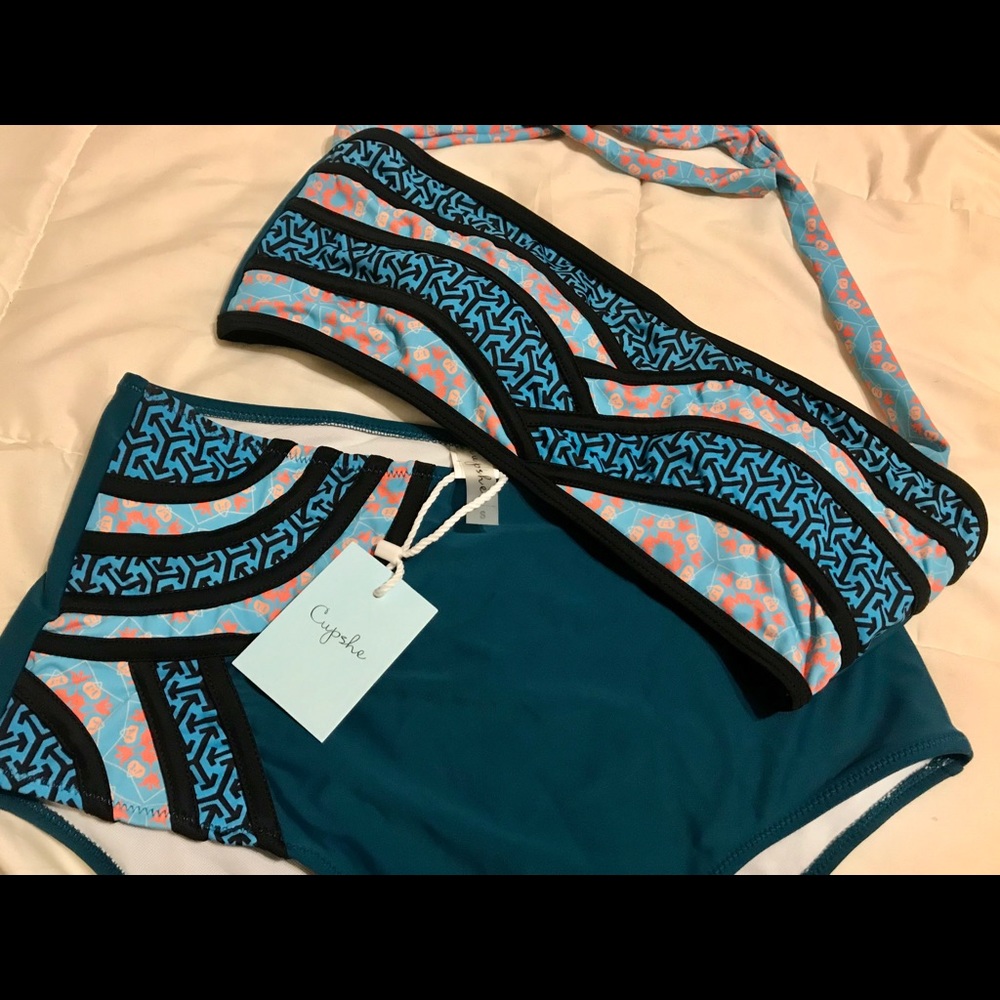 Cupshe seascape halter top bikini NWT Small